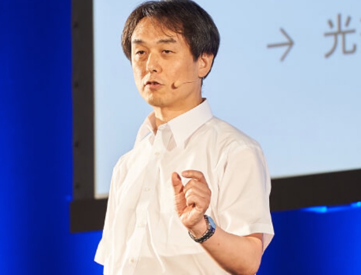 光を操るメタマテリアルを作る